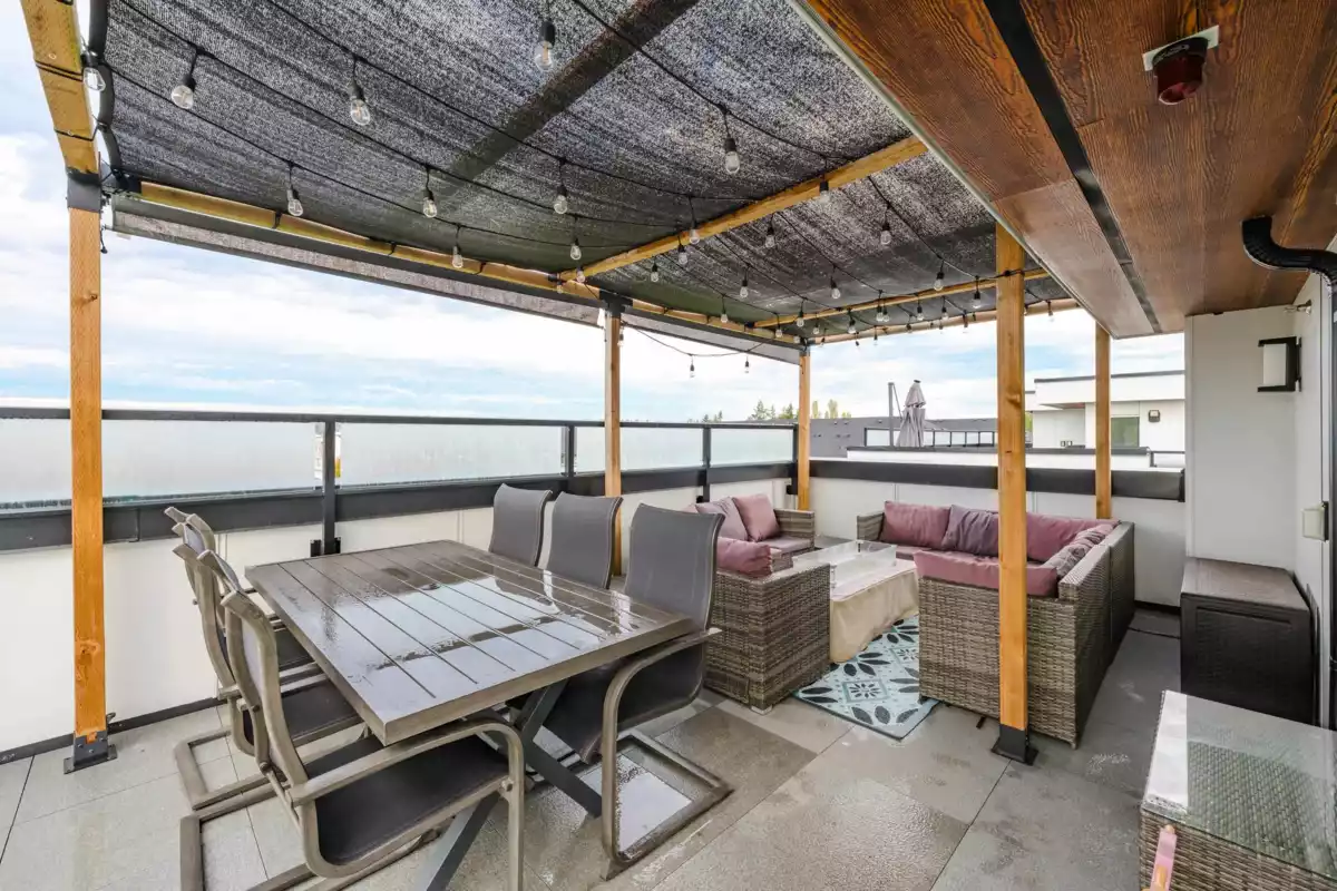 Hot Tub / Spa Photo of 9 19749 55 Avenue, Langley, BC