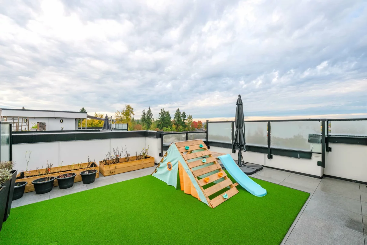 Neighborhood Park Photo Near 9 19749 55 Avenue, Langley, BC