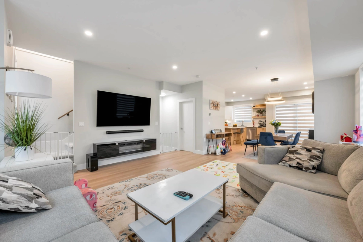 Pantry Photo of 9 19749 55 Avenue, Langley, BC