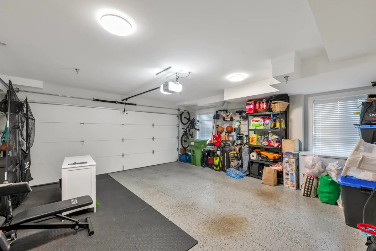 Swimming Pool Photo of 9 19749 55 Avenue, Langley, BC