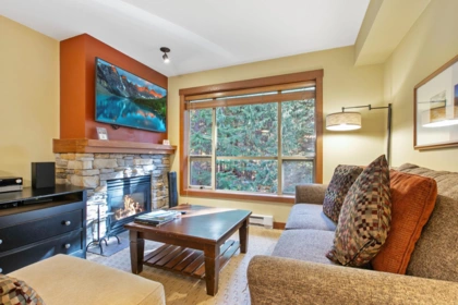405 G4 4653 Blackcomb Way, Whistler, BC, Whistler — Apartment/Condo for sale