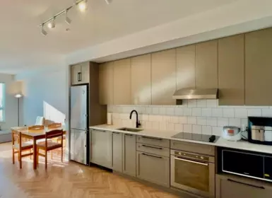 309 9228 Slopes Mews, Burnaby, BC, Simon Fraser Univer. — 2 bed apartment/condo for sale