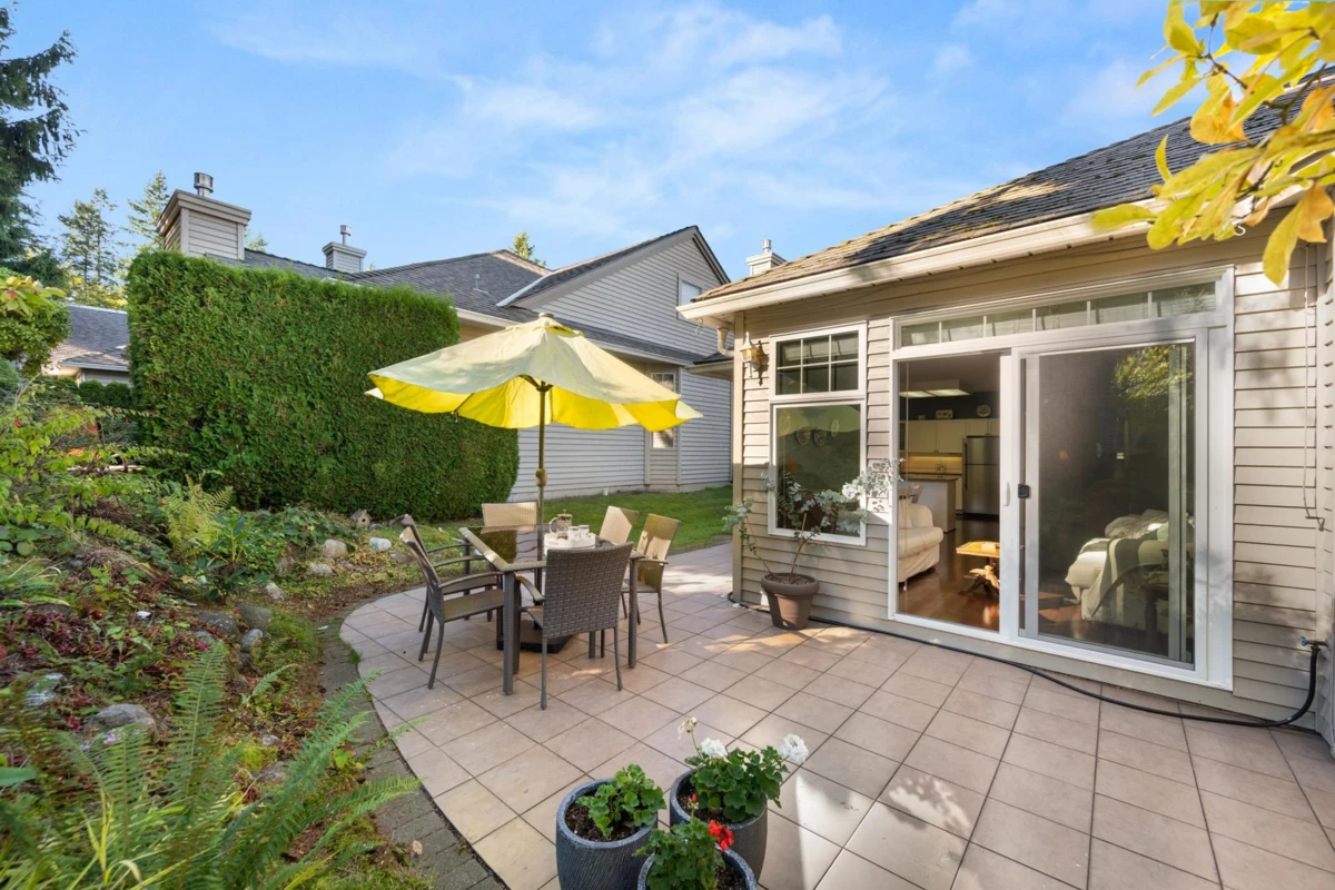 Backyard Photo of 72 2533 152 Street, Surrey, BC