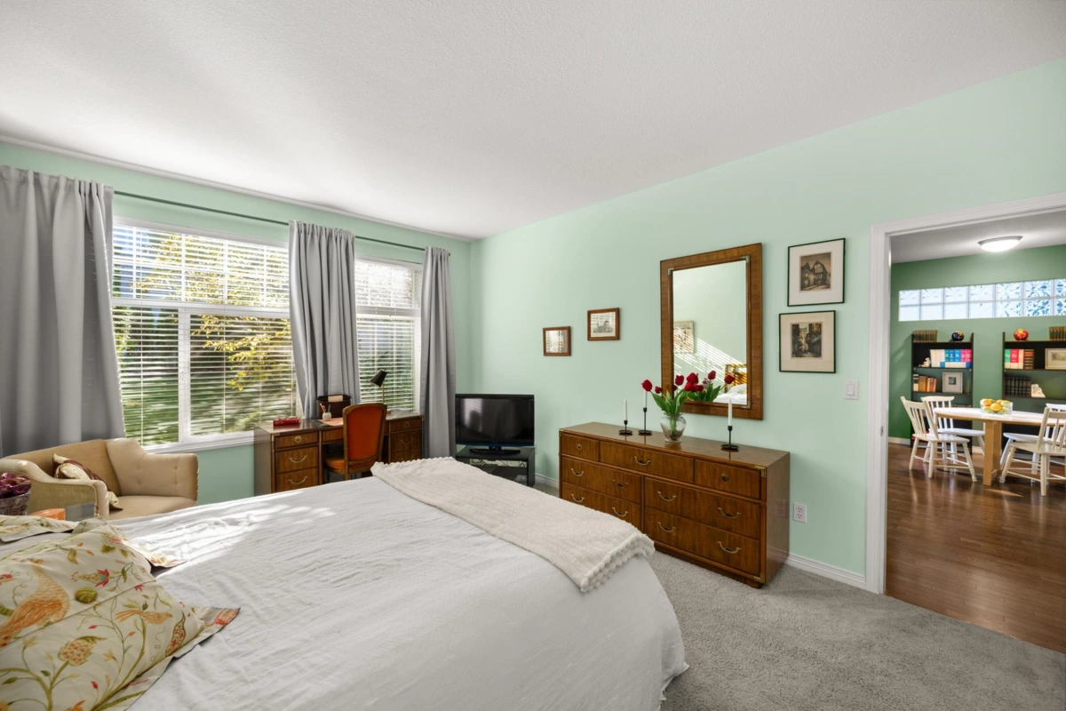 Basement Recreation Room Photo of 72 2533 152 Street, Surrey, BC