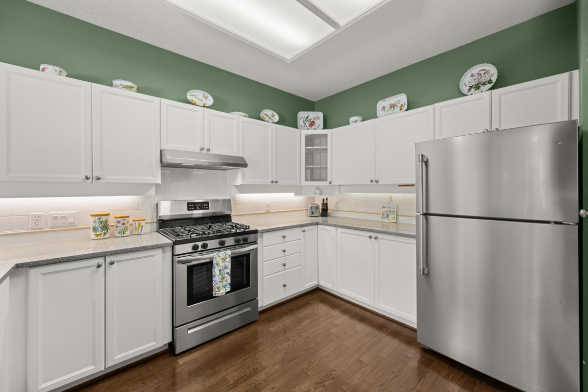 Bedroom 4 Photo of 72 2533 152 Street, Surrey, BC