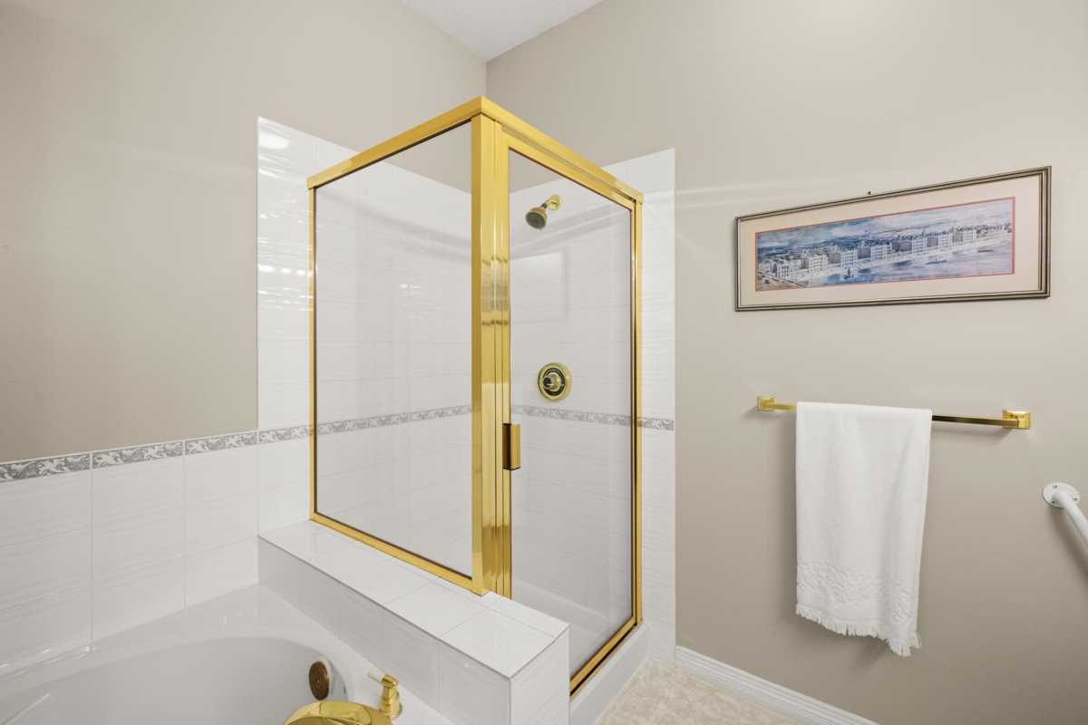 Entry Foyer Photo of 72 2533 152 Street, Surrey, BC