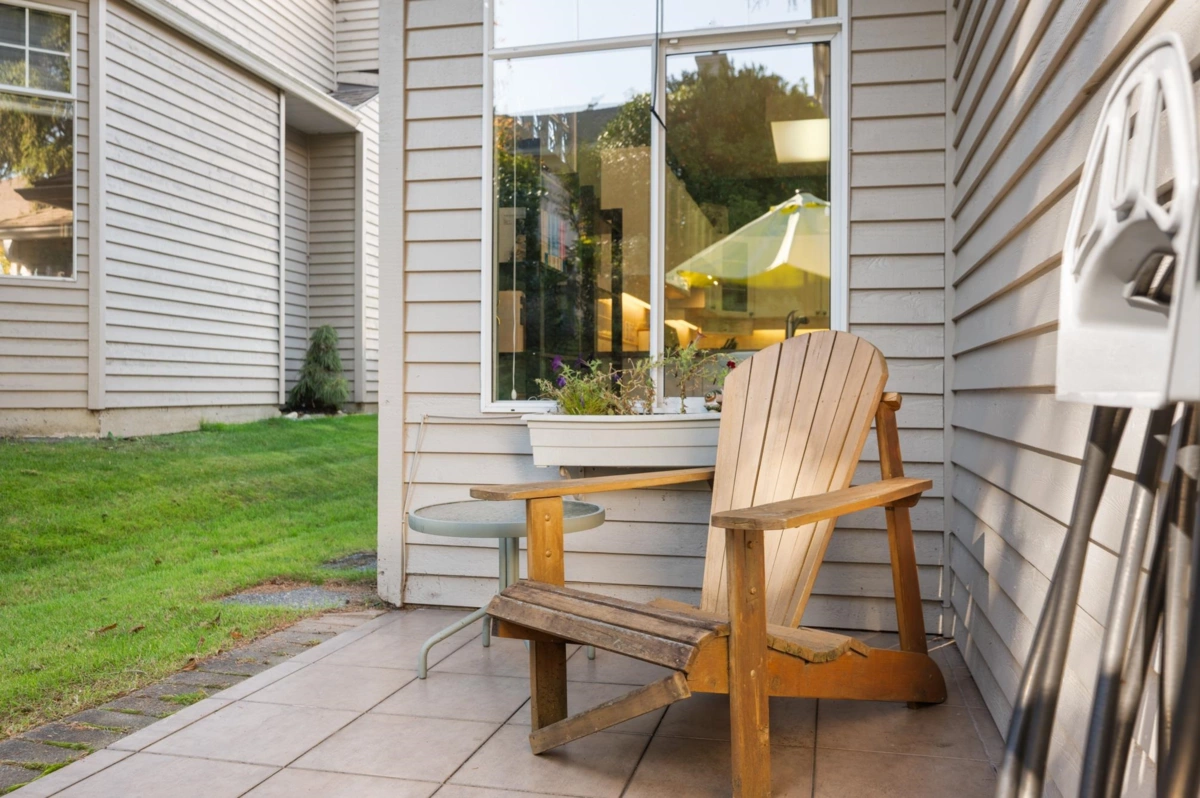 Hot Tub / Spa Photo of 72 2533 152 Street, Surrey, BC