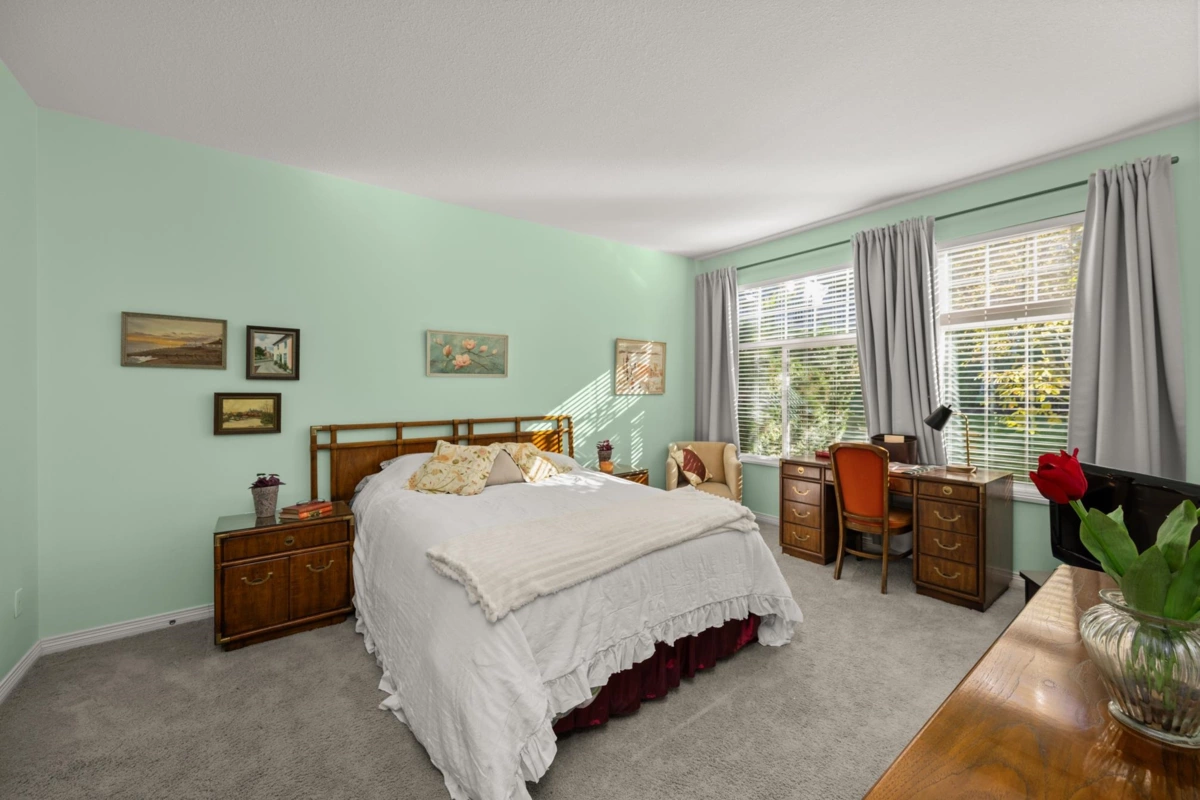 Loft / Bonus Room Photo of 72 2533 152 Street, Surrey, BC