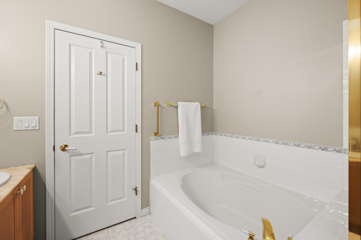 Staircase Photo of 72 2533 152 Street, Surrey, BC