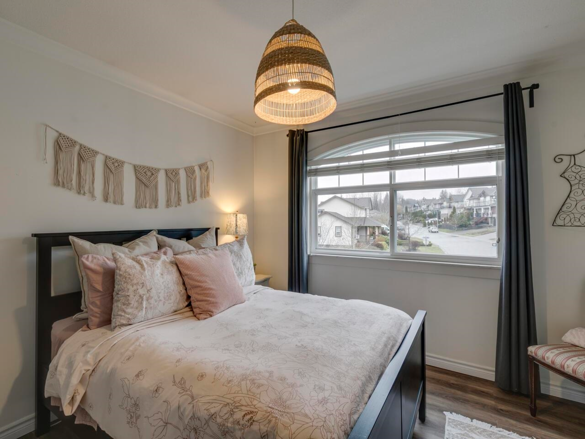 Garage Interior Photo of 8060 Melburn Drive, Mission, BC