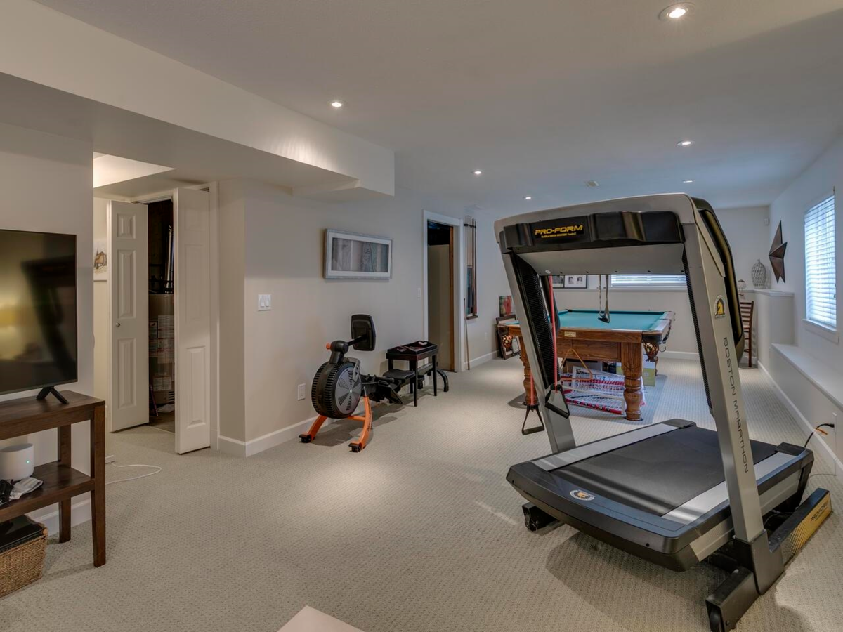 Outdoor Kitchen Photo of 8060 Melburn Drive, Mission, BC