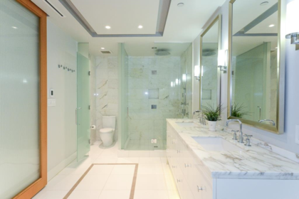 Powder Room Photo of 1603 667 Howe Street, Vancouver, BC