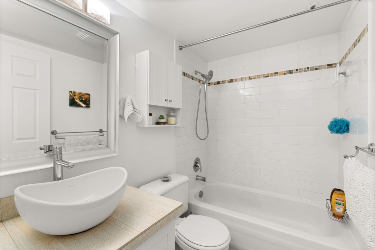 Bedroom 4 Photo of 202 1537 Charles Street, Vancouver, BC