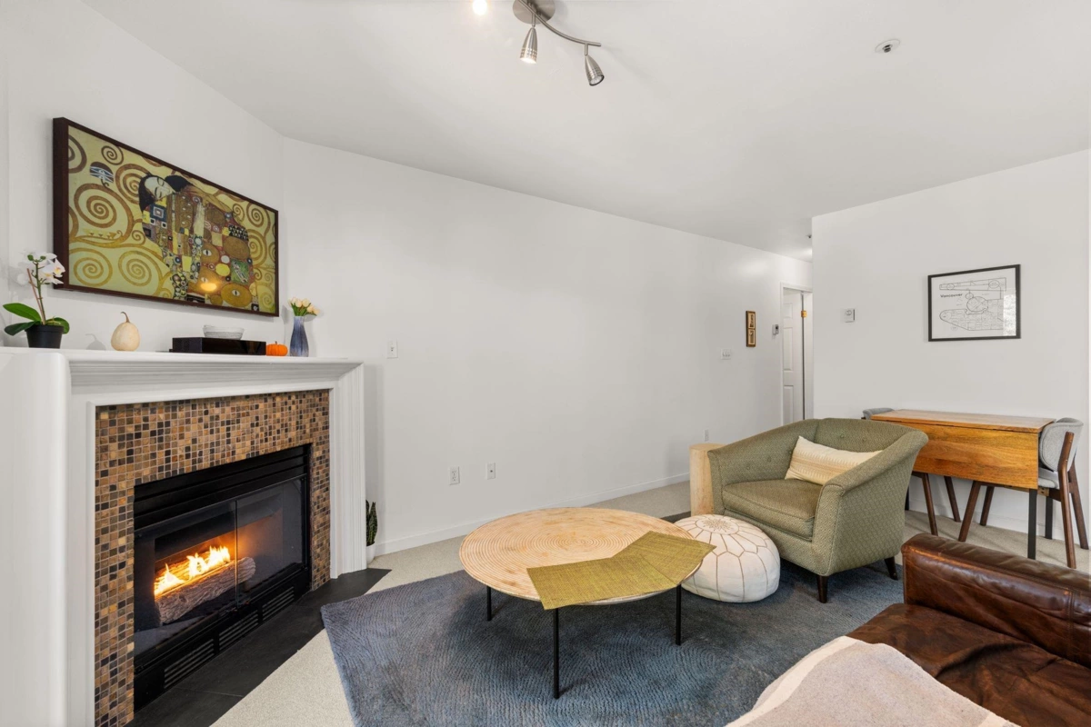 Living Room Photo of 202 1537 Charles Street, Vancouver, BC