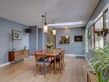 143 Pratt Road, Gibsons, BC, Gibsons — Single Family Residence for sale