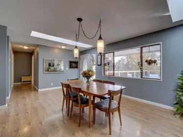 143 Pratt Road, Gibsons, BC, Gibsons — Single Family Residence for sale