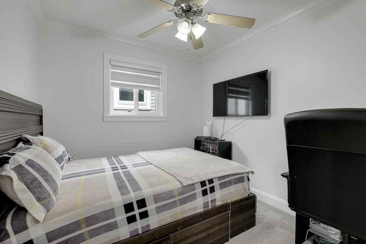 Basement Recreation Room Photo of 14163 62 Avenue, Surrey, BC