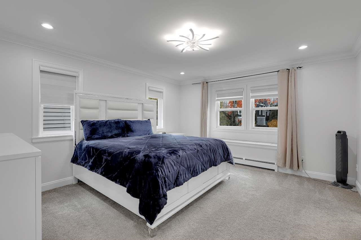 Entry Foyer Photo of 14163 62 Avenue, Surrey, BC