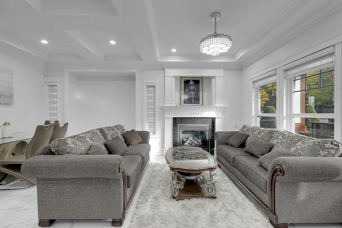 Primary Bathroom Photo of 14163 62 Avenue, Surrey, BC