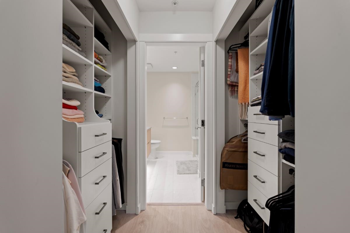 Entry Foyer Photo of 225 9213 Odlin Road, Richmond, BC