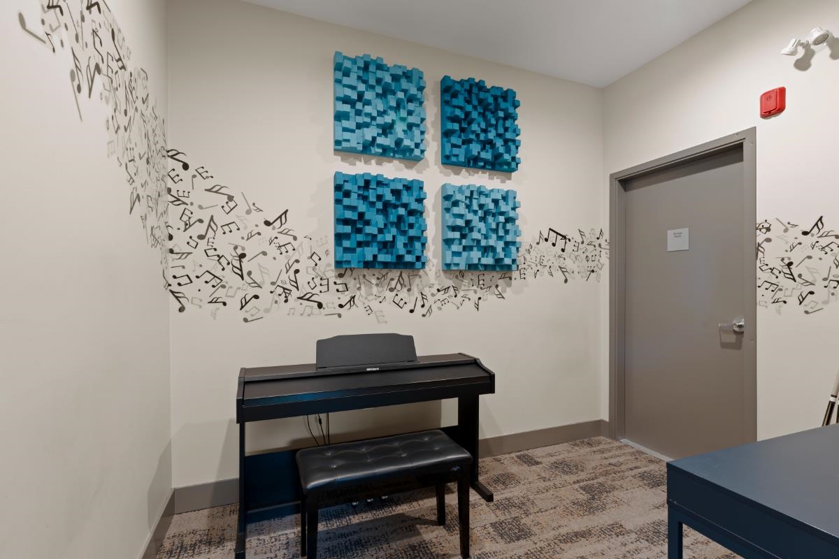 Hot Tub / Spa Photo of 225 9213 Odlin Road, Richmond, BC