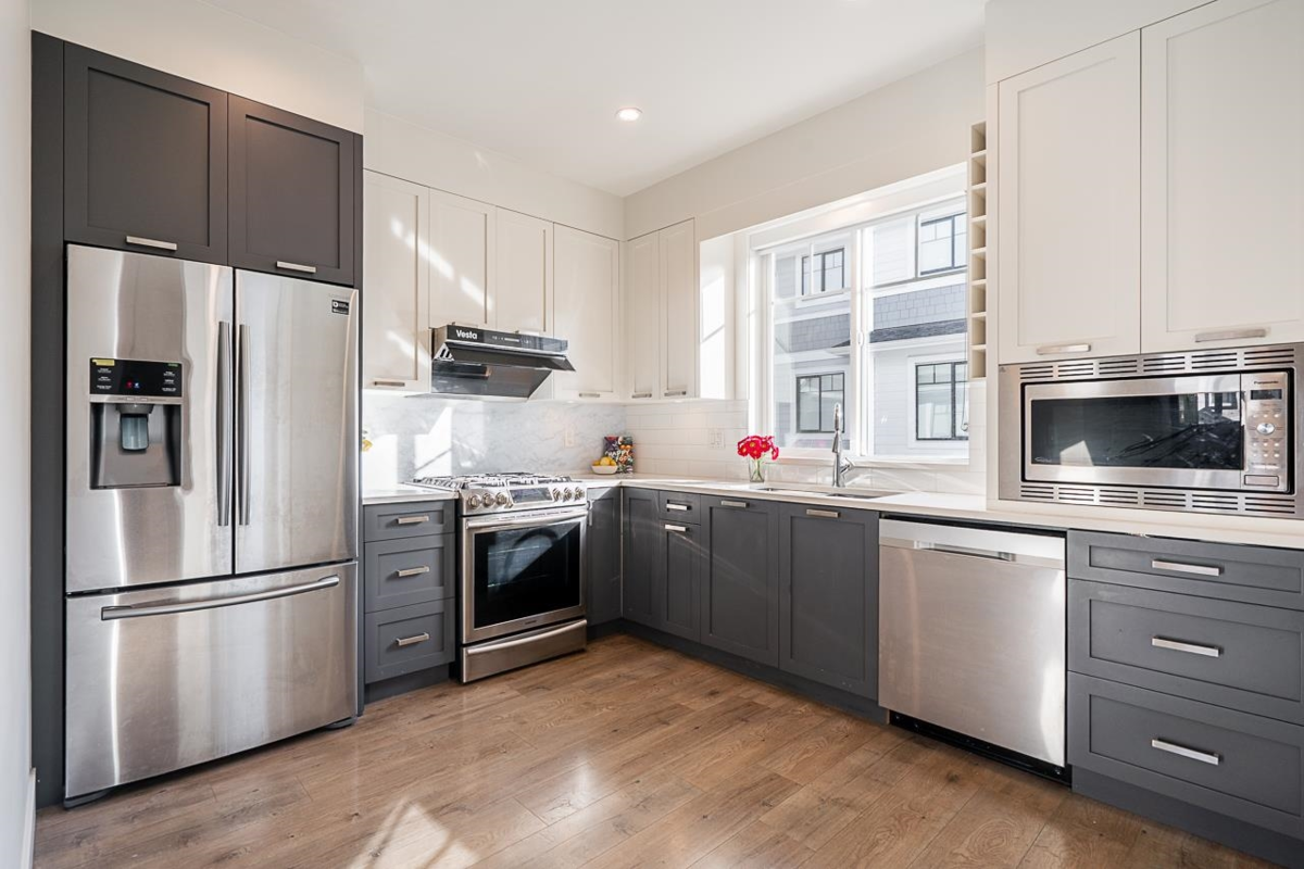 Breakfast Nook Photo of 4 189 Wood Street, New Westminster, BC