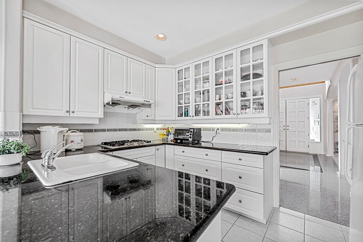 Kitchen Photo of 7362 Waverley Avenue, Burnaby, BC