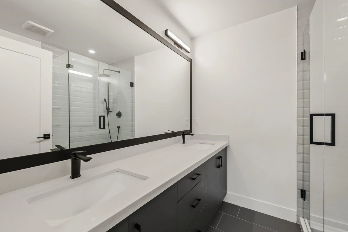 Hallway Photo of 17 22334 48 Avenue, Langley, BC