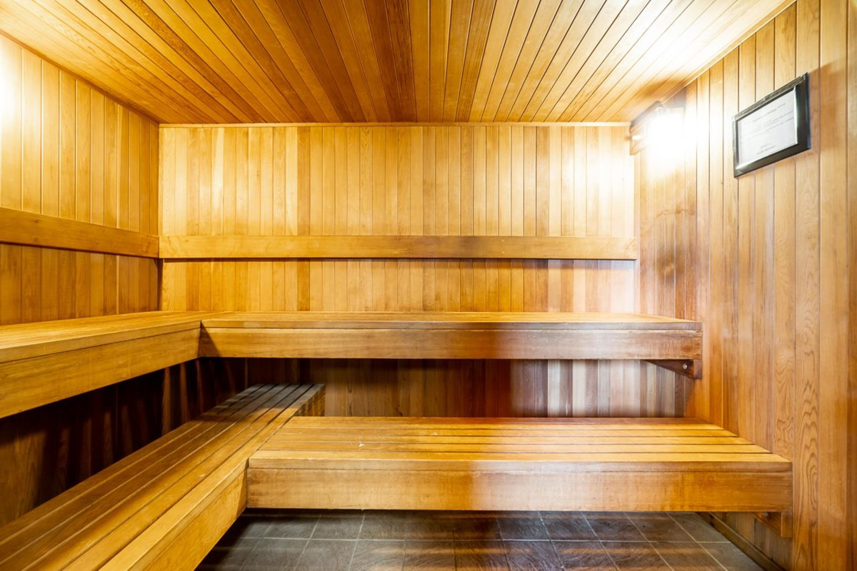 Garage Interior Photo of 303 121 Tenth Street, New Westminster, BC