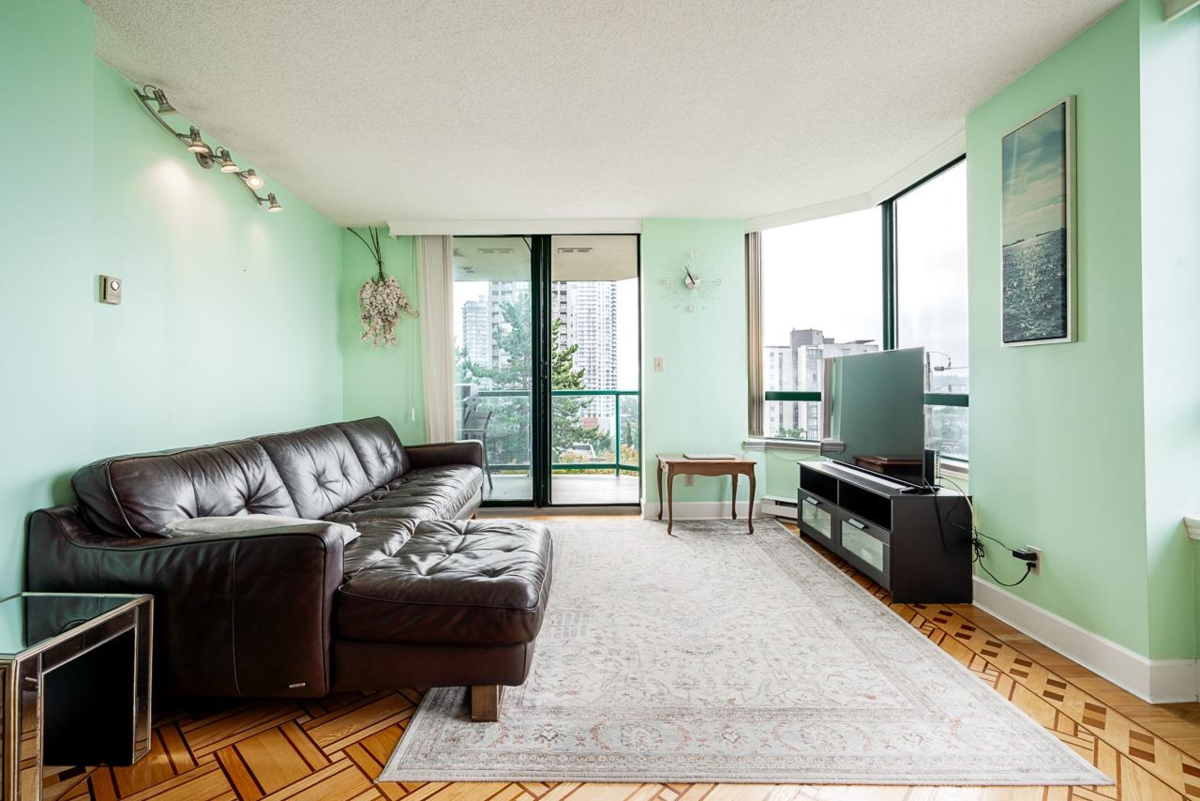 Primary Bedroom Photo of 303 121 Tenth Street, New Westminster, BC