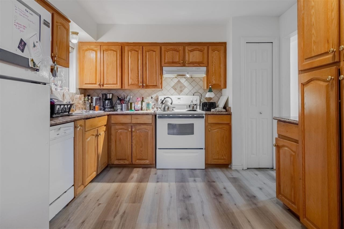 Dining Area Photo of 11084 148 Street, Surrey, BC