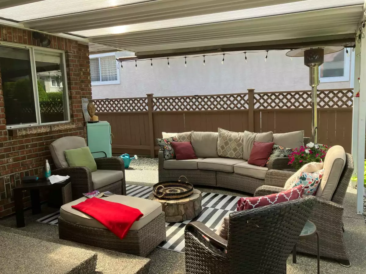 Fitness Center Photo Near 16545 10 Avenue, Surrey, BC