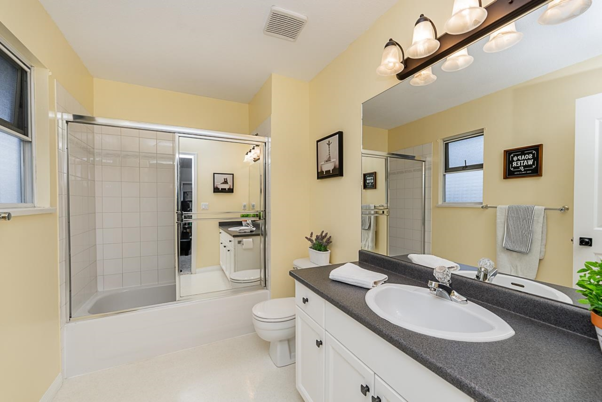 Outdoor Deck Photo of 16545 10 Avenue, Surrey, BC