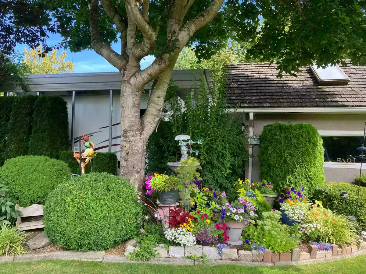 Outdoor Kitchen Photo of 16545 10 Avenue, Surrey, BC