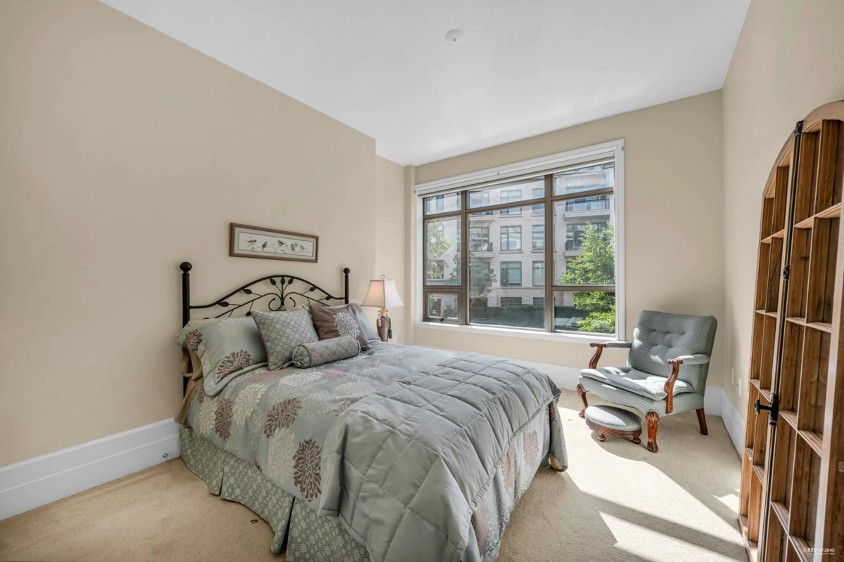 Entry Foyer Photo of 202 533 Waters Edge Crescent, West Vancouver, BC