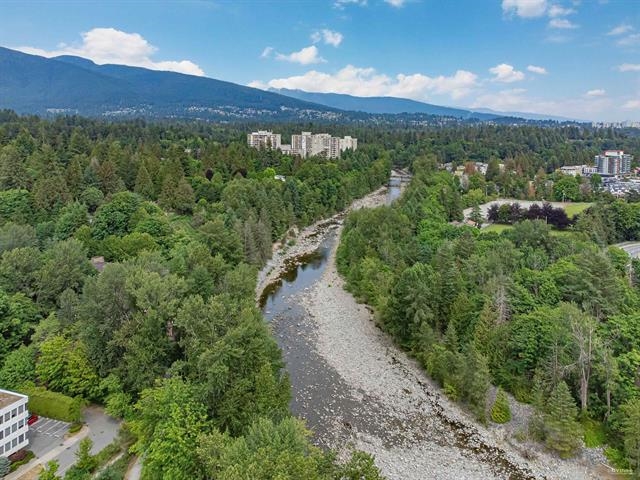 Hot Tub / Spa Photo of 202 533 Waters Edge Crescent, West Vancouver, BC