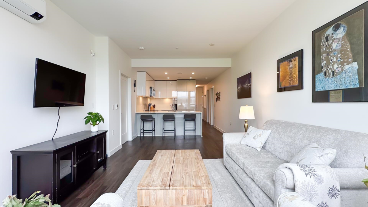 Mudroom Photo of 501 2446 Shaughnessy Street, Port Coquitlam, BC