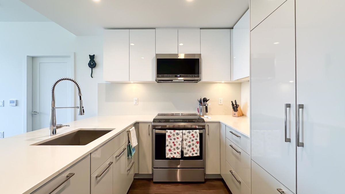 Staircase Photo of 501 2446 Shaughnessy Street, Port Coquitlam, BC