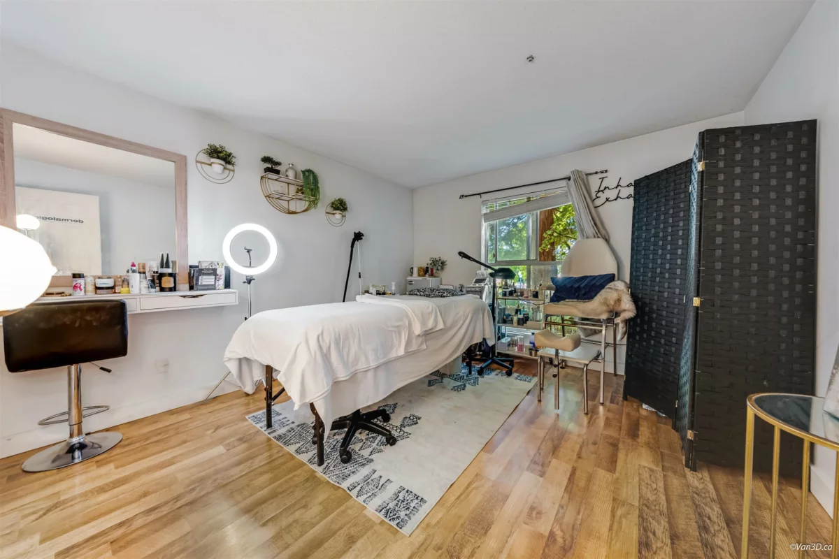 Bedroom 3 Photo of 114 7151 121 Street, Surrey, BC