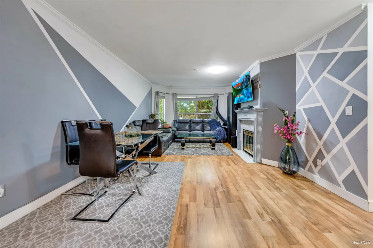 Dining Area Photo of 114 7151 121 Street, Surrey, BC