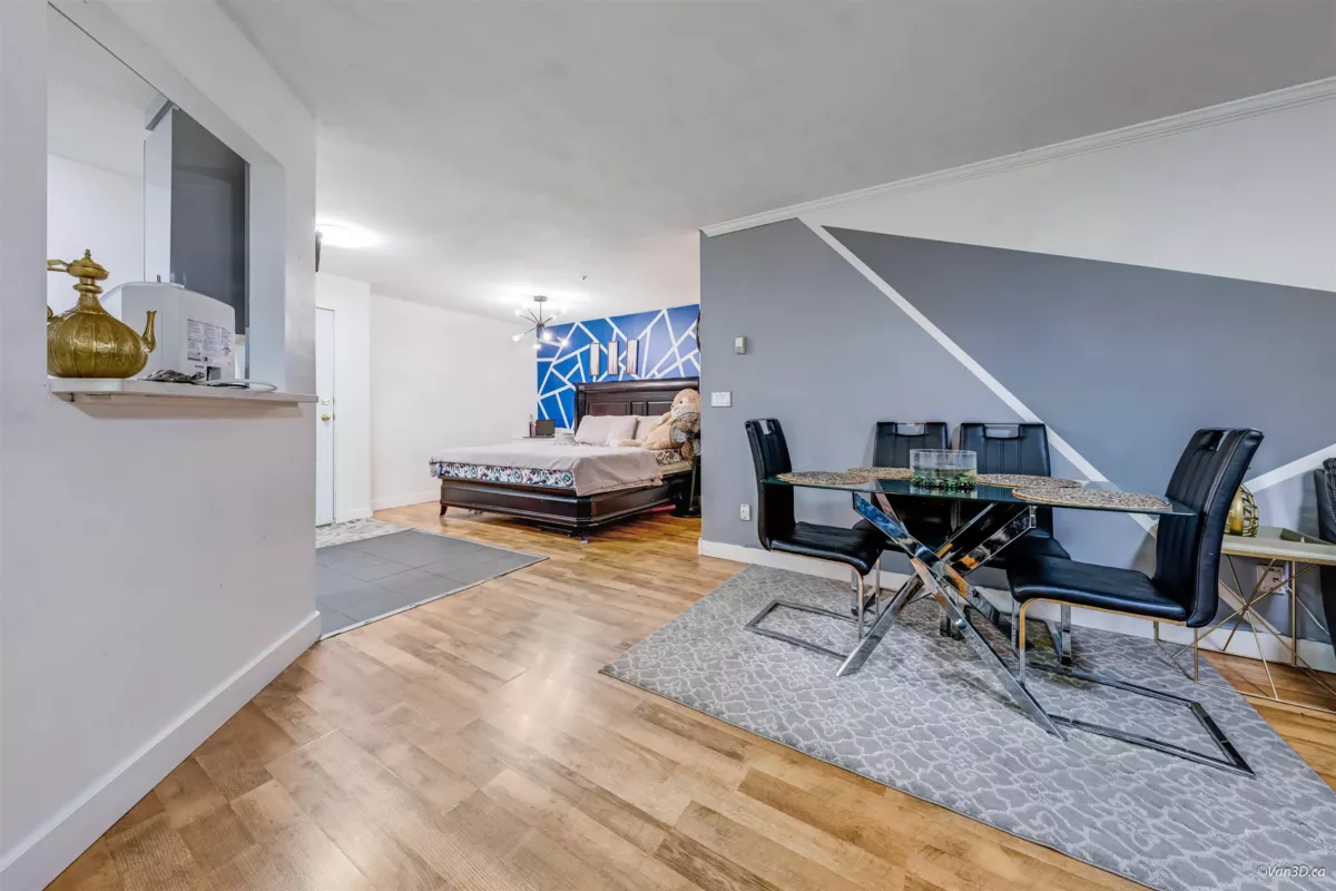 Pantry Photo of 114 7151 121 Street, Surrey, BC