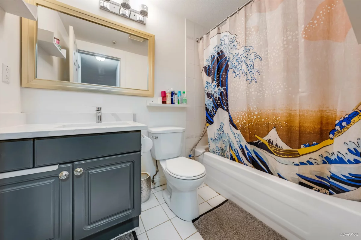 Powder Room Photo of 114 7151 121 Street, Surrey, BC
