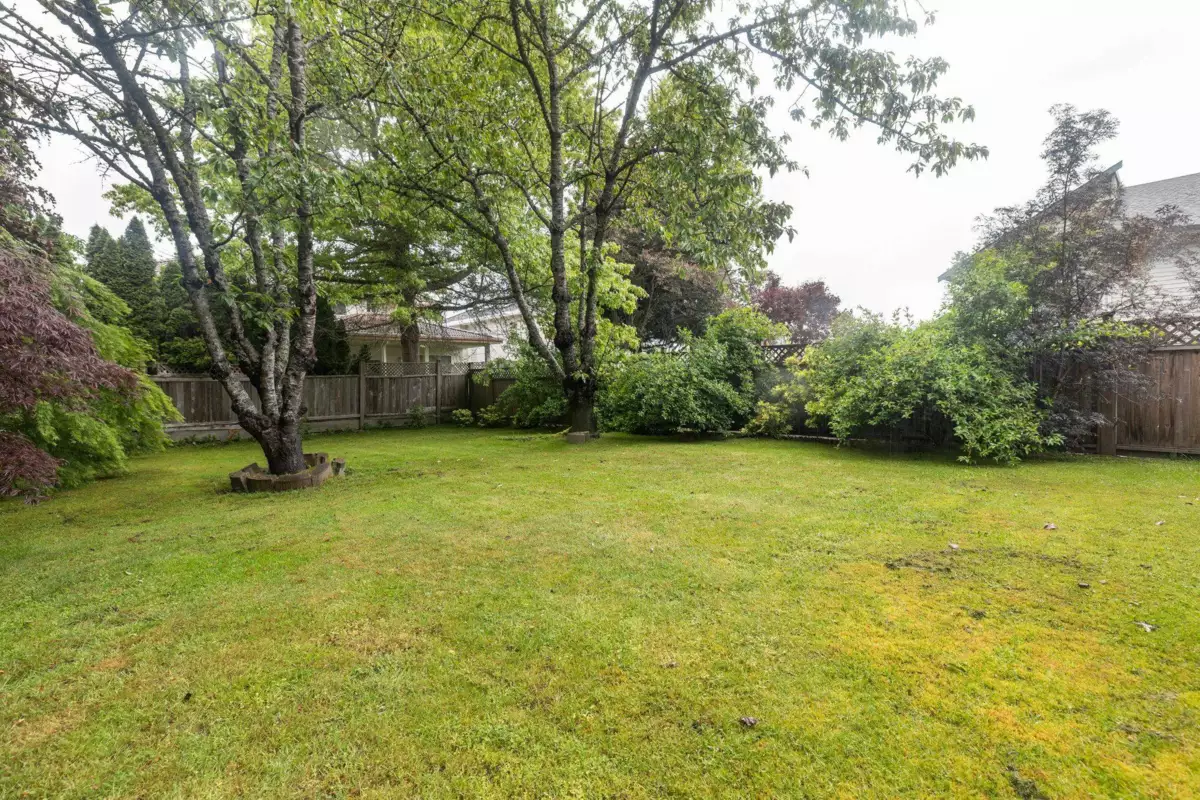 Garden / Landscaping Photo of 4231 Corless Road, Richmond, BC