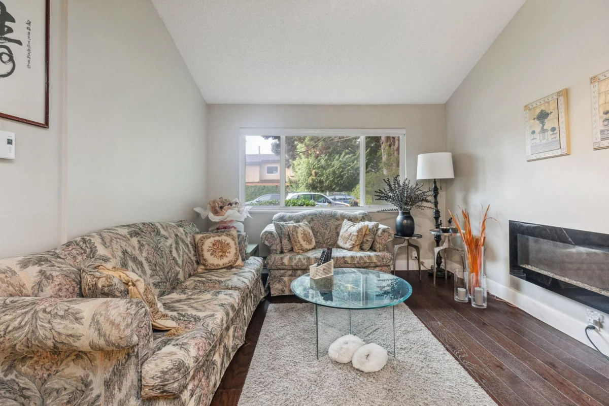 Living Room Photo of 4231 Corless Road, Richmond, BC