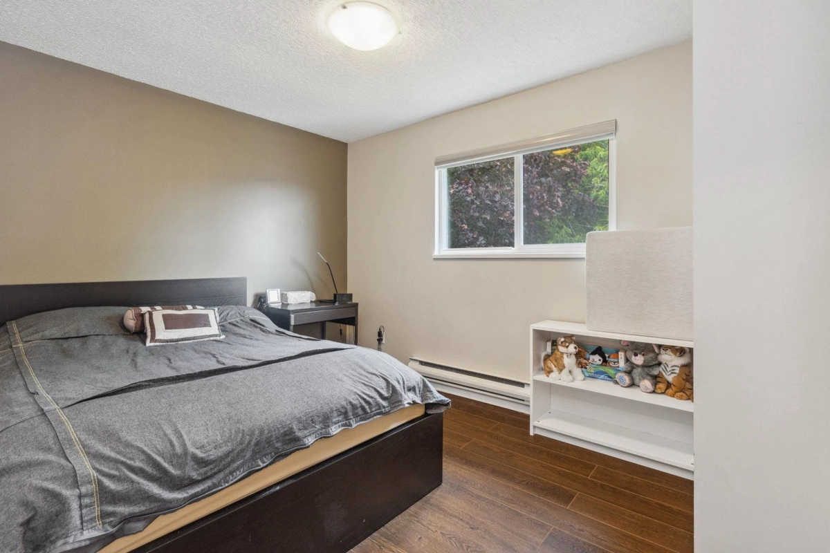 Powder Room Photo of 4231 Corless Road, Richmond, BC