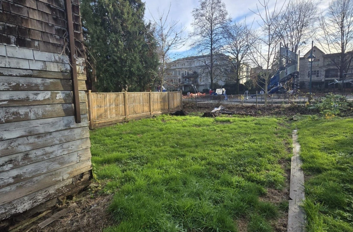 Dining Area Photo of 2272 Kelly Avenue, Port Coquitlam, BC