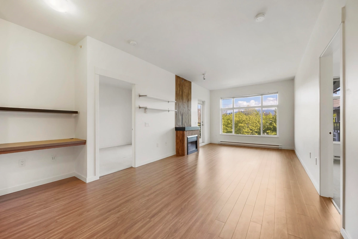 Walk-In Closet Photo of 412 11950 Harris Road, Pitt Meadows, BC