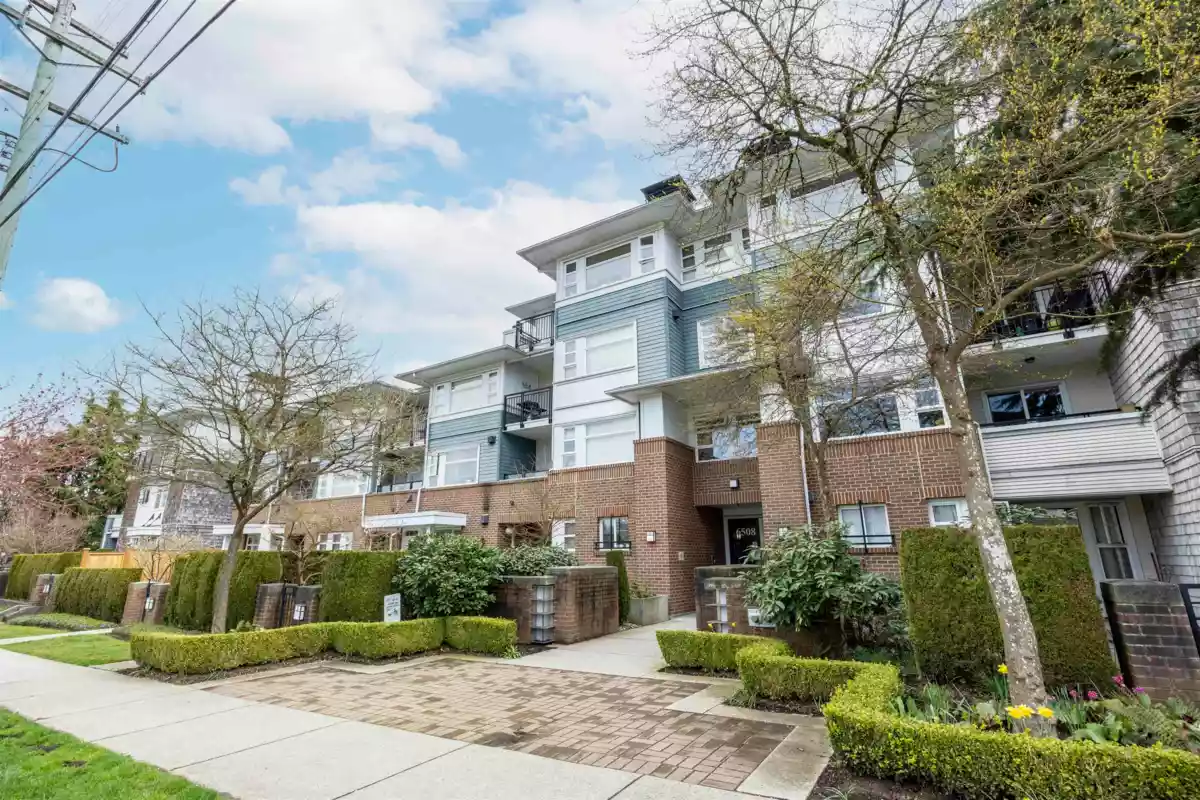 Mudroom Photo of 307 6508 Denbigh Avenue, Burnaby, BC
