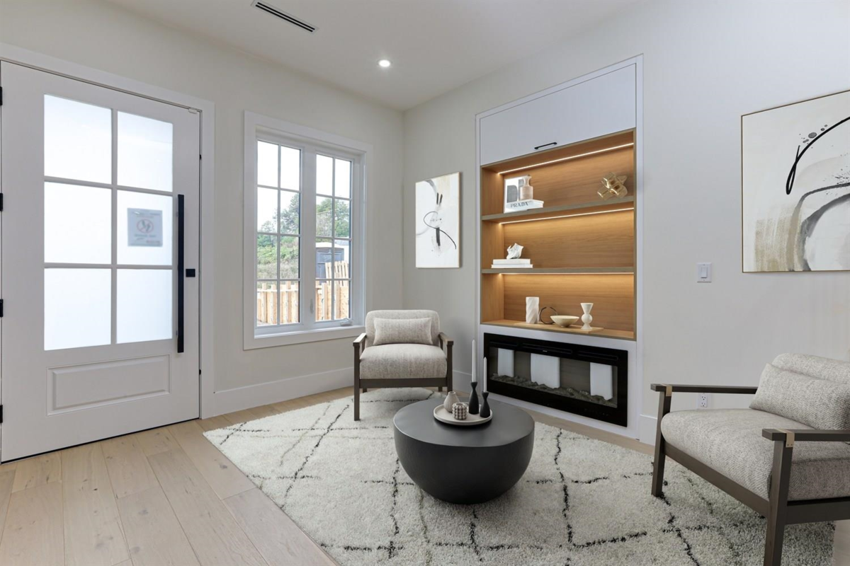 Dining Area Photo of 6914 204a Street, Langley, BC