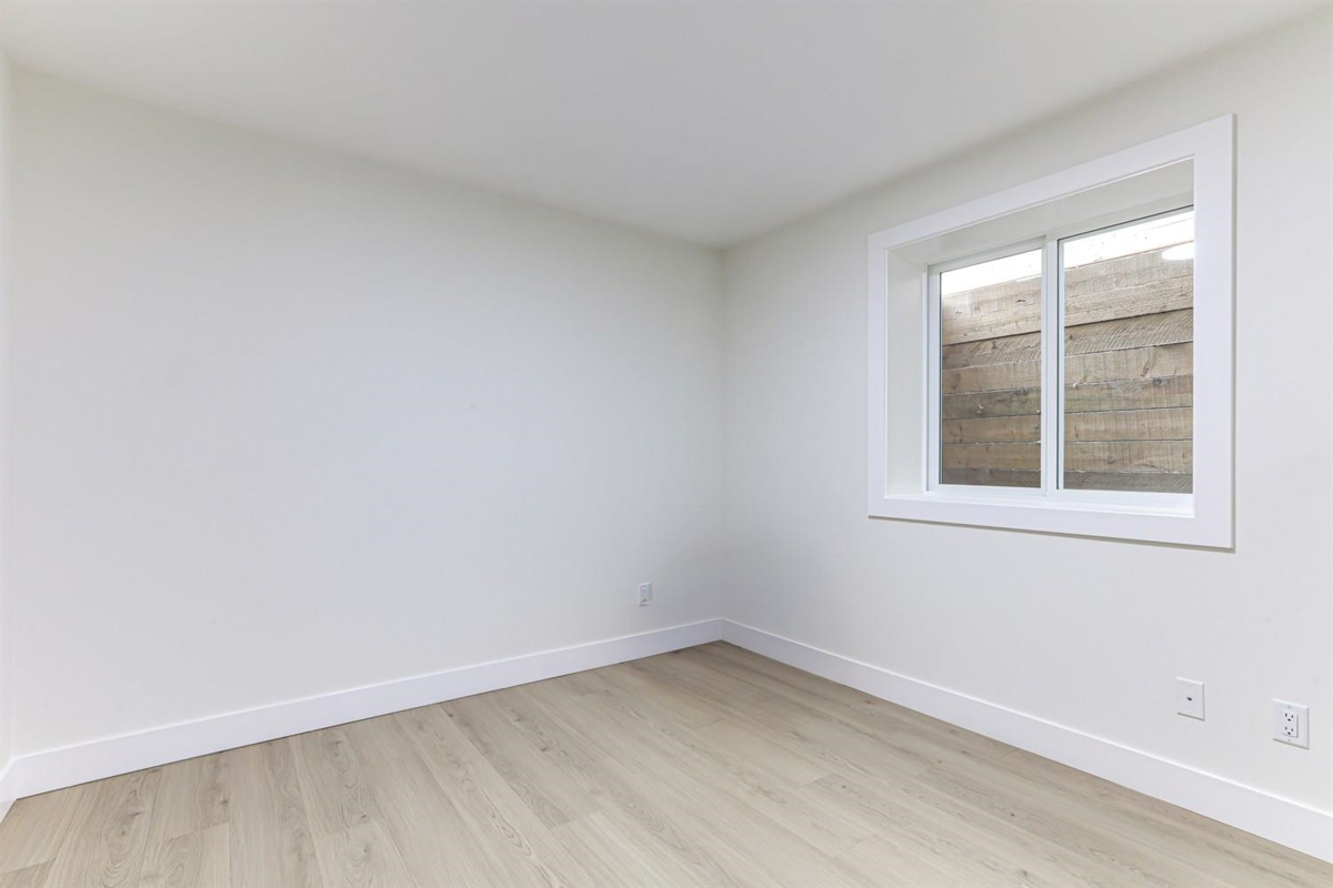 Hot Tub / Spa Photo of 6914 204a Street, Langley, BC